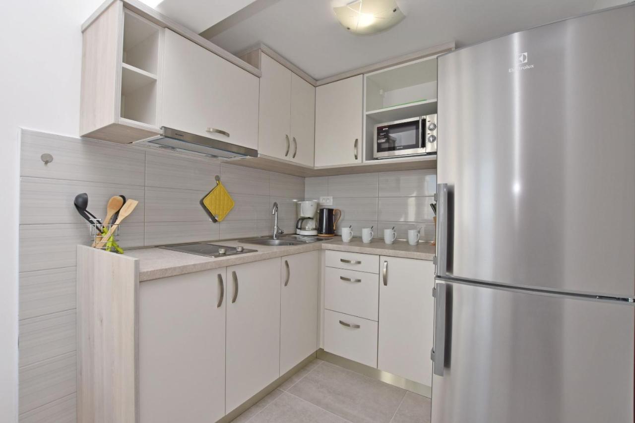 Apartments Danolic Pisak Exterior photo
