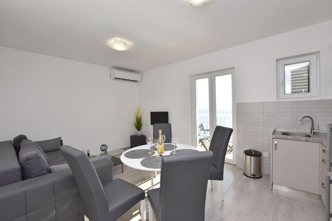 Apartments Danolic Pisak Exterior photo