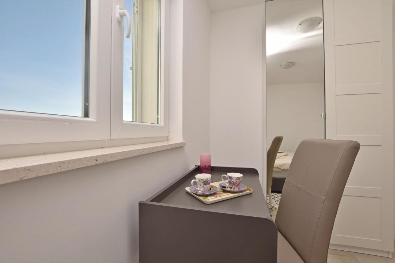 Apartments Danolic Pisak Exterior photo